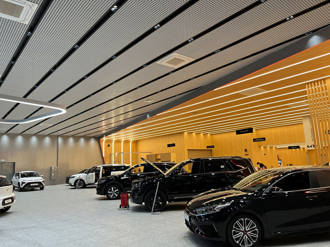 Автосалон KIA в Санкт-Петербурге - освещение рис.3